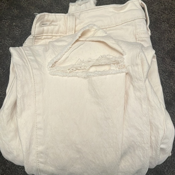 Cream Colored Ripped Jeans - Picture 5 of 5